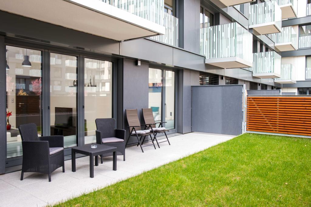 Kalina Apartment Prag Exteriör bild